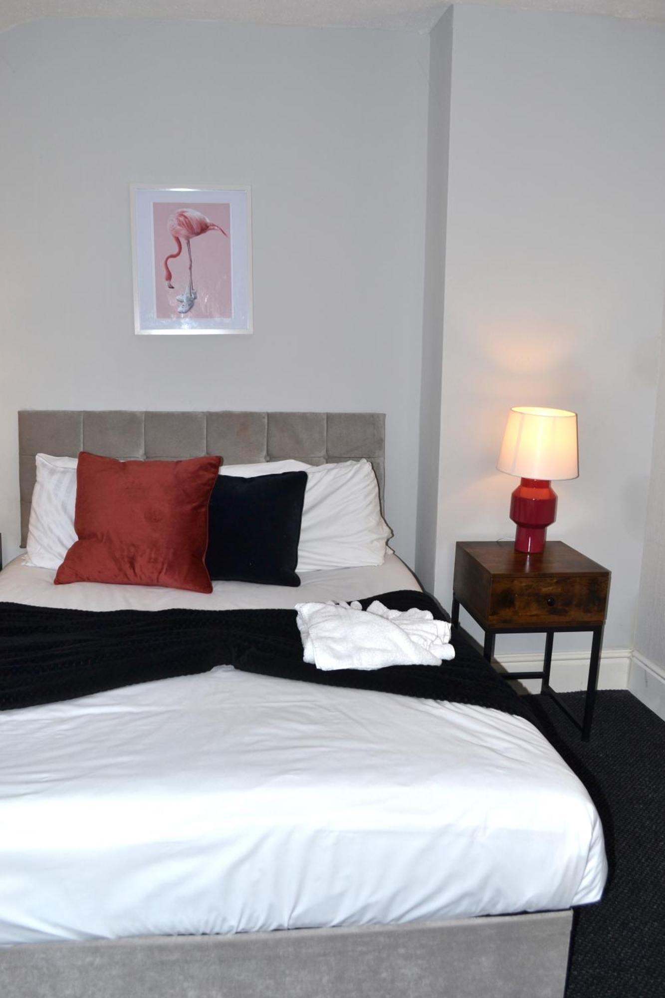 Cottage Style 2 Bedroom Apt In City, Near Utilita Arena & Free Parking Birmingham Exterior foto